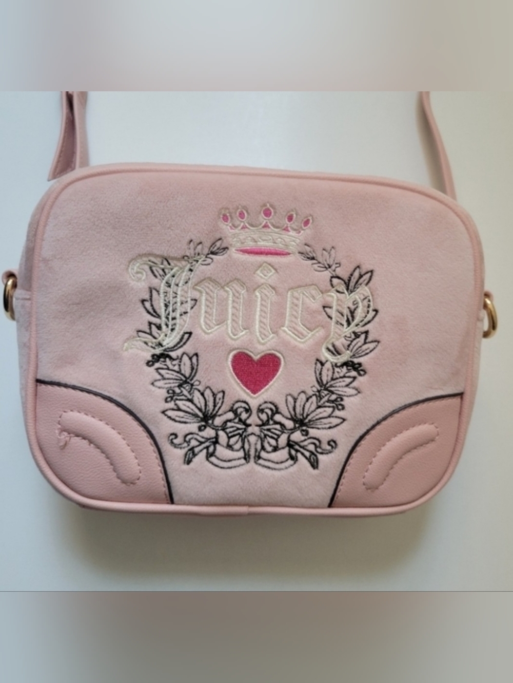 Juicy couture Pink Diamond heritage.